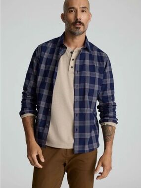 UNTUCKit Plaid Casual Button-Down Shirt